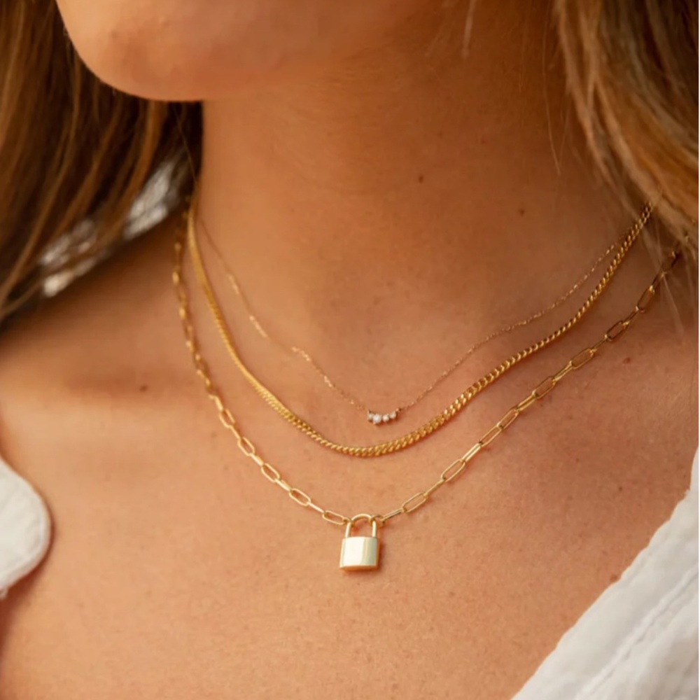 Gorjana New Kara Padlock Dainty Charm Chain Necklace 18k Gold Plated Brass